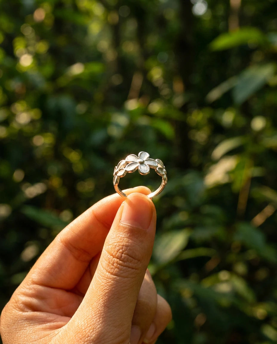 The Gentle Strength| Blooming Wildflower Ring