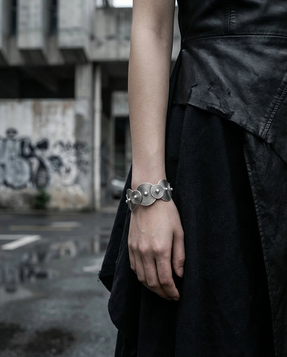 The Endless Vitality: The Eternal Ripple Bracelet