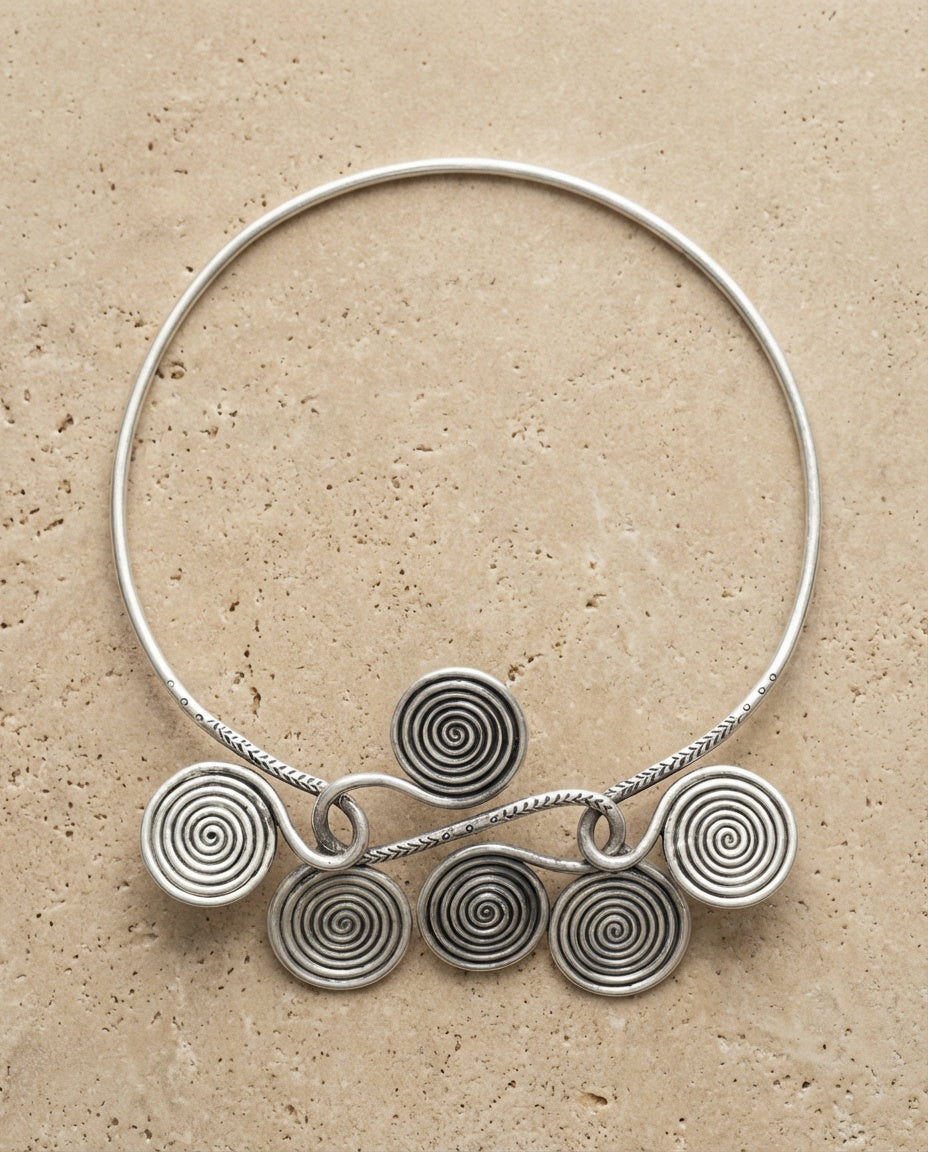 Six-Ripples Collar |Handcrafted Miao Silver Necklet